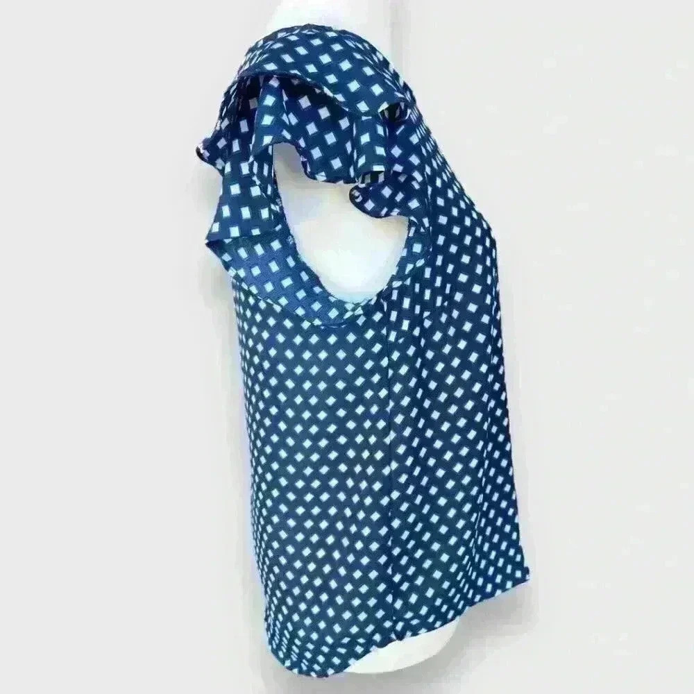 🎉2/$17🎉 Flutter Sleeve Blue Geometric Print Blouse Size S - Picture 3 of 11